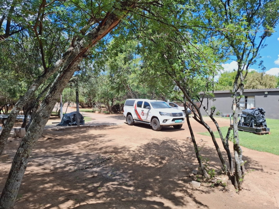 5 Bedroom Property for Sale in Rayton Free State